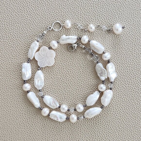 WHITE BAROQUE PEARL MIX NECKLACE-16" - Picture 1 of 2
